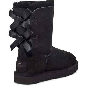 UGG Bailey Bow 'Black' Winter Boot Size 4